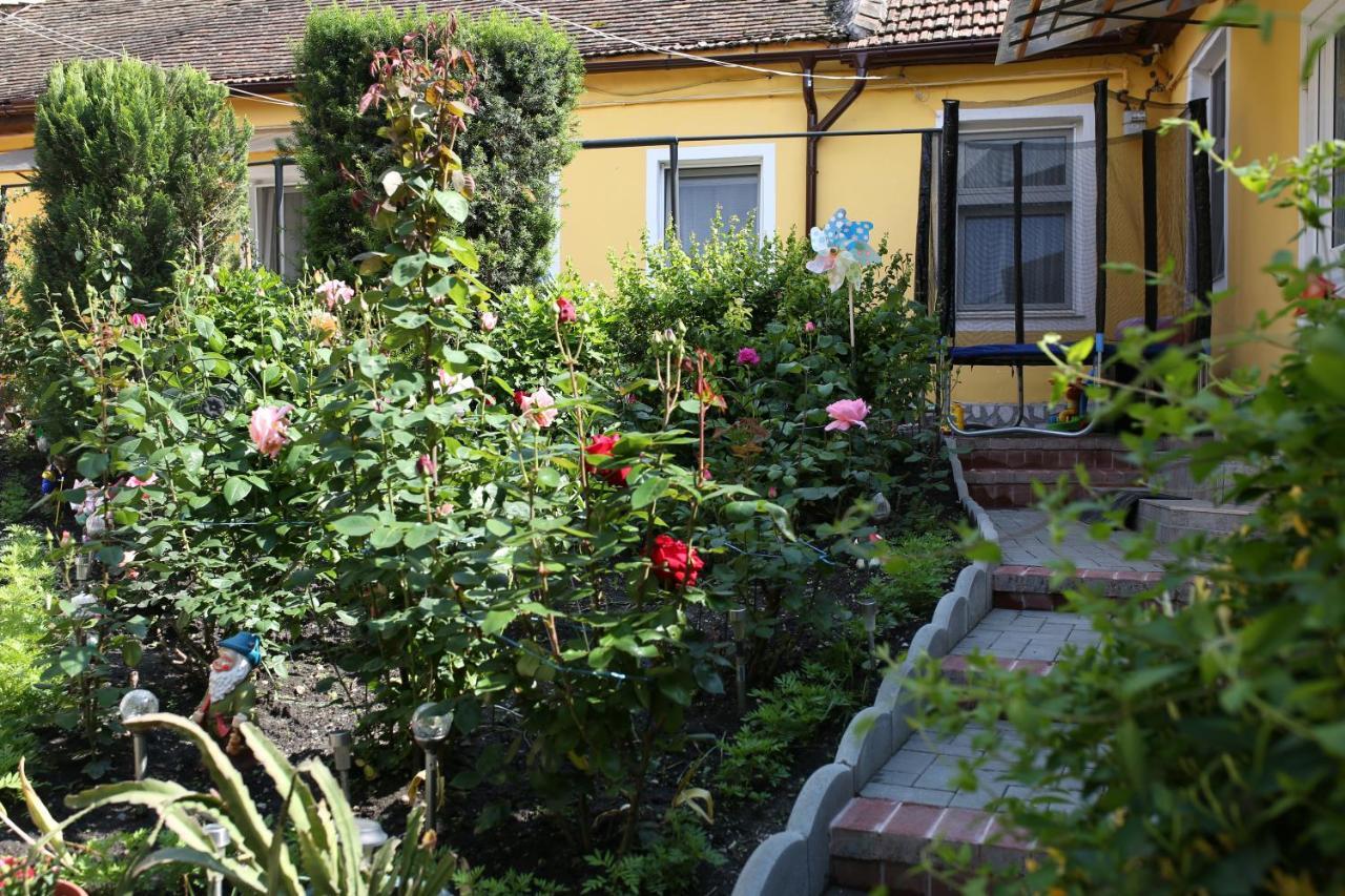 Color Home Hermannstadt Eksteriør billede
